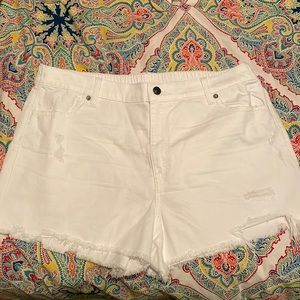 NWT Aerie Distressed Daydream Denim Short White